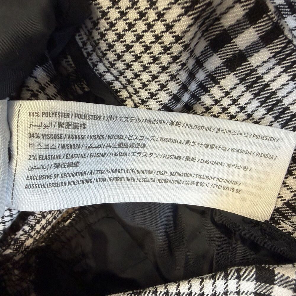 Abercrombie & Fitch Black & White Plaid Cropped Pants, XS - Picture 6 of 11